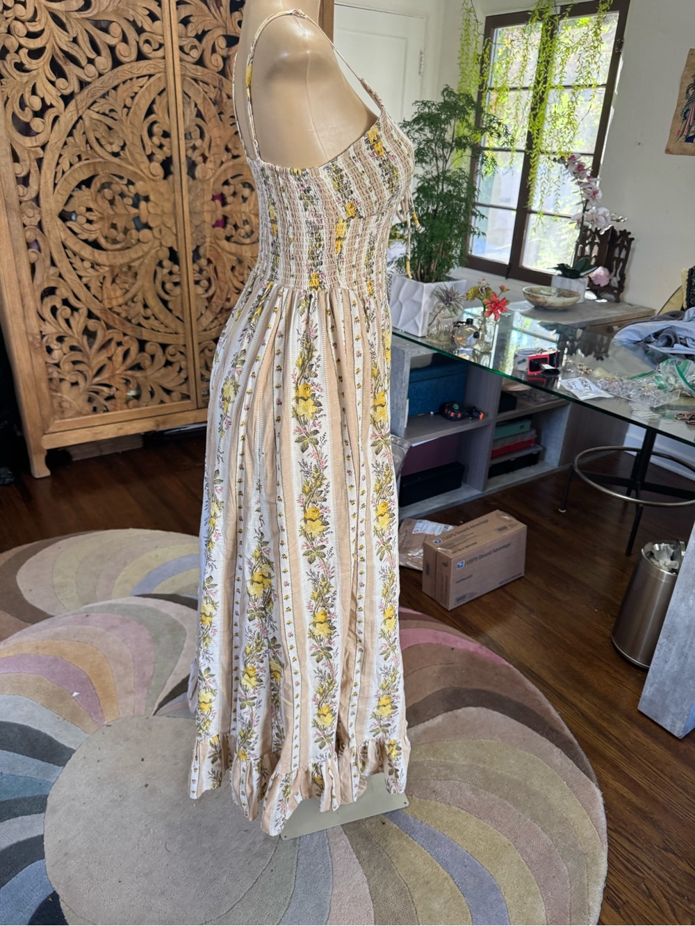 Floral Smocked Bodice Spaghetti-Strap Maxi Dress in Beige and Yellow size M - Picture 6 of 11